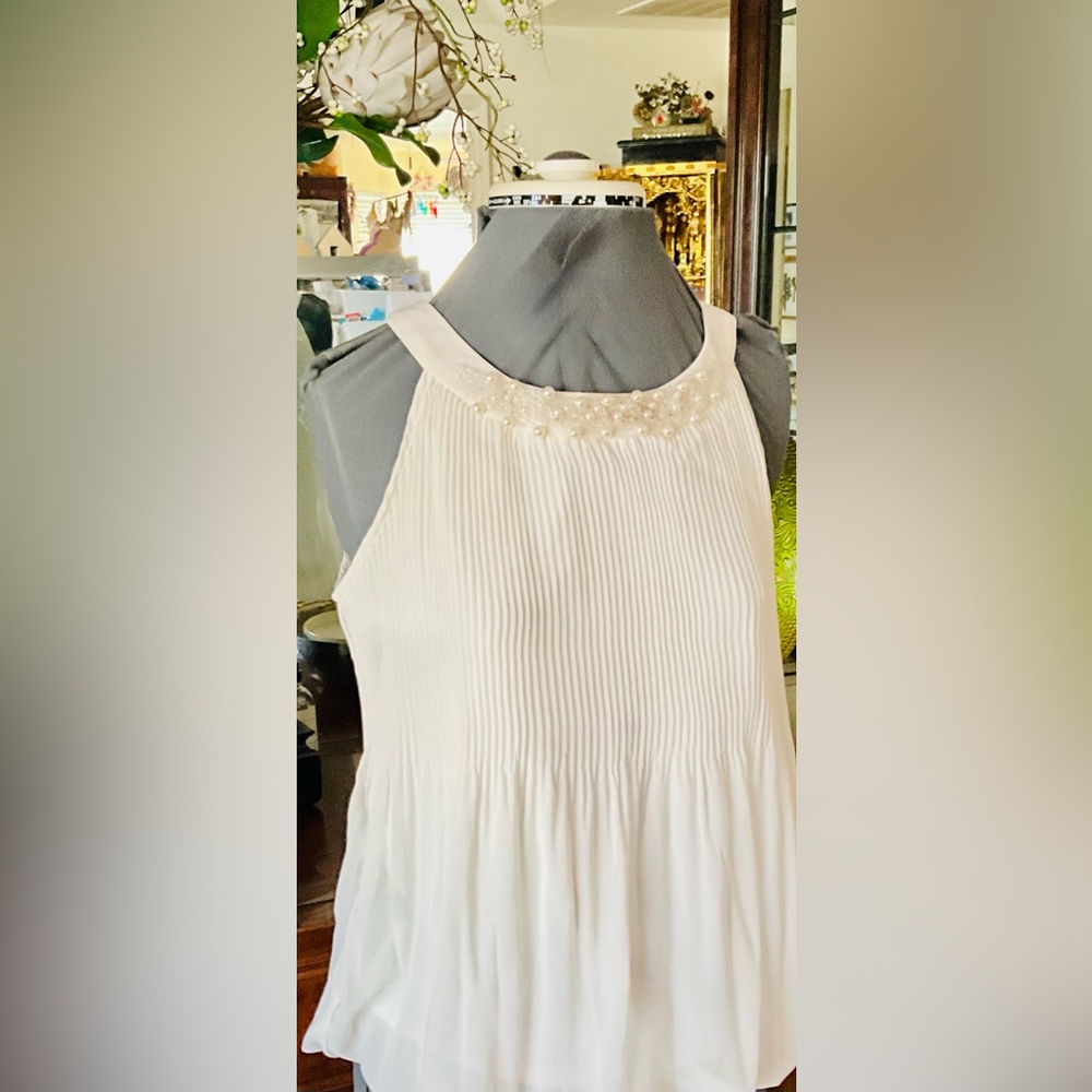 White Sleeveless Pearl-Trim Pleated Women's Top